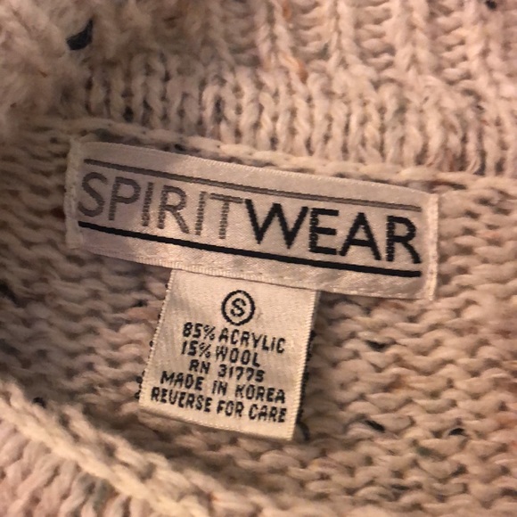 Sweater - Picture 5 of 5